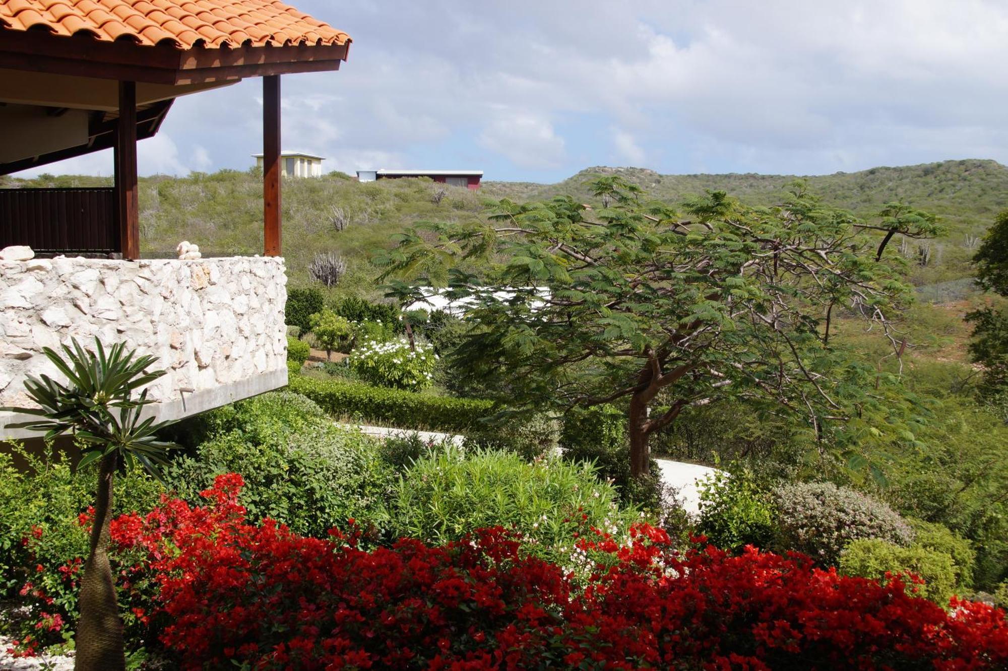 Willibrordus Bandabou Breeze Curacaoアパートホテル エクステリア 写真