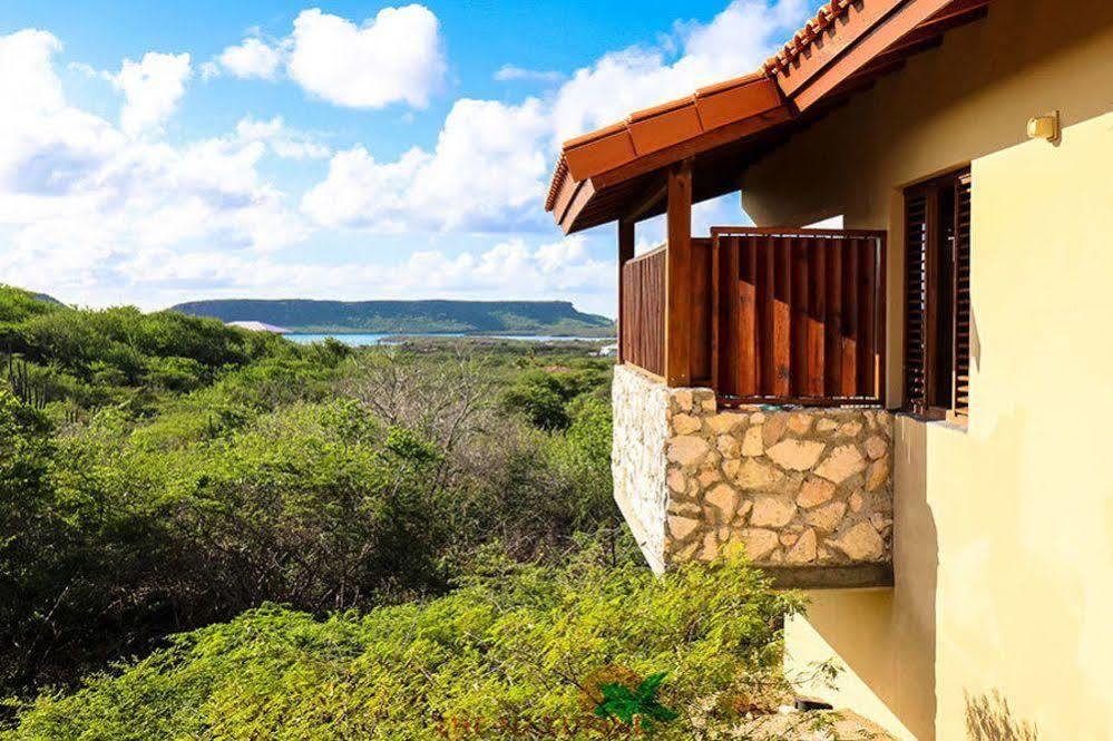 Willibrordus Bandabou Breeze Curacaoアパートホテル エクステリア 写真